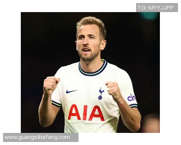 全球足坛风云人物揭秘 球星称号背后的传奇与荣耀