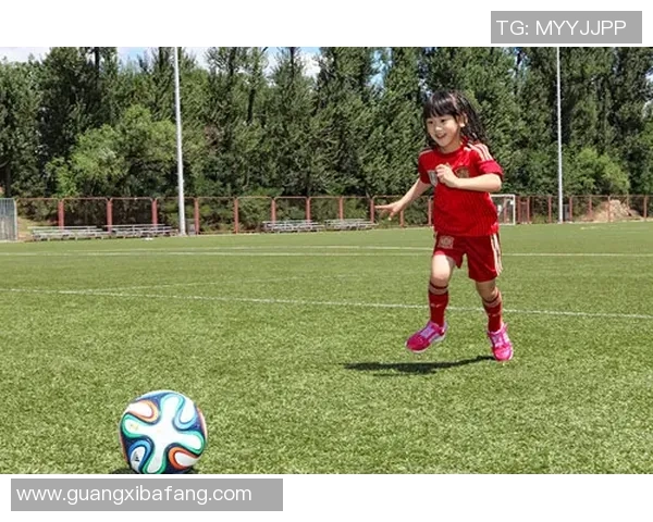 足球球星Q版萌态大集合 可爱风格呈现传奇人物别样魅力